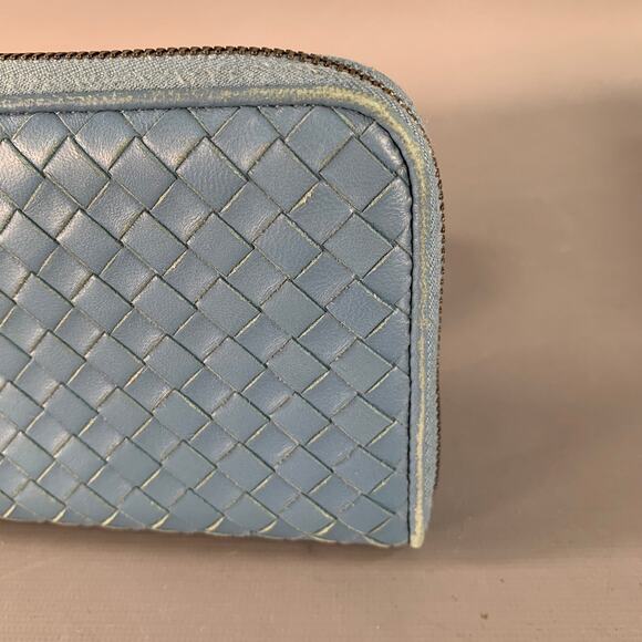 BOTTEGA VENETA Blue Woven Intrecchiato Leather Zipper Checkbook Wallet - Picture 4 of 9